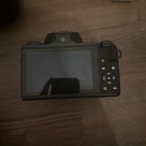 Camera - Picture 3 of 7